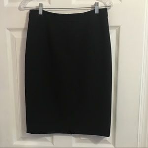 Halogen pencil skirt, awesome lined material